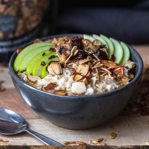 breakfsat oatmeal almond topper porridge bowl something to crow about 002