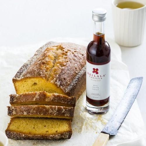 vanilla extract and cake